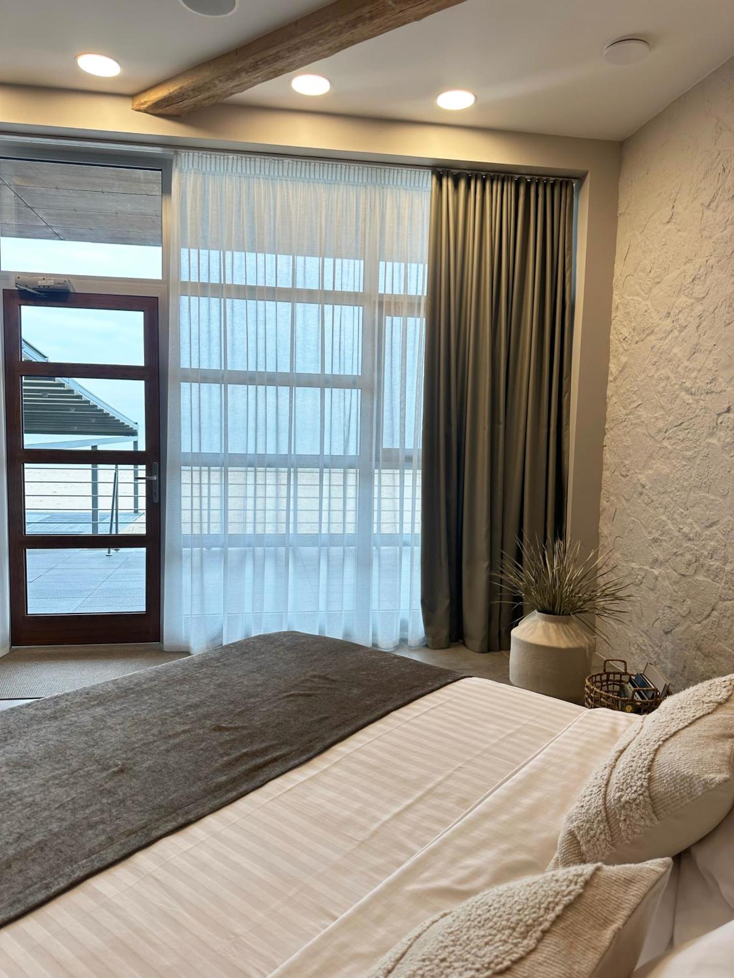 Boutique Hotel Light House Юрмала Экстерьер фото